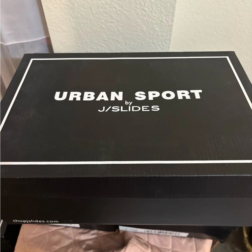 Urban Sports Women’s Navy Sneakers - Picture 3 of 6